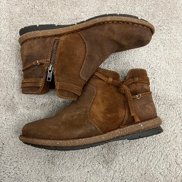 Born Tarkiln Suede Ankle Boots Distressed Women Size 8 - Picture 3 of 10